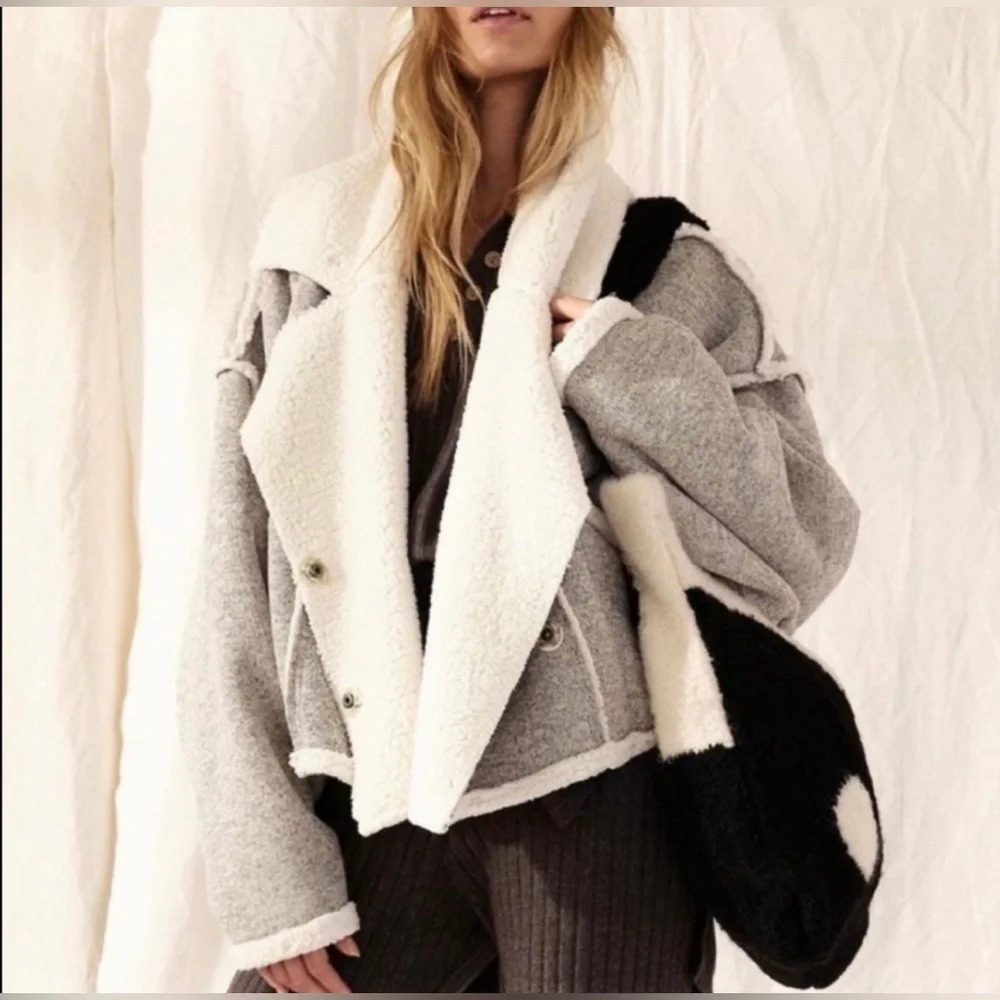 Free People Josephine Fleece Lined Jacket 
Grey/White Combo 
Size SMALL